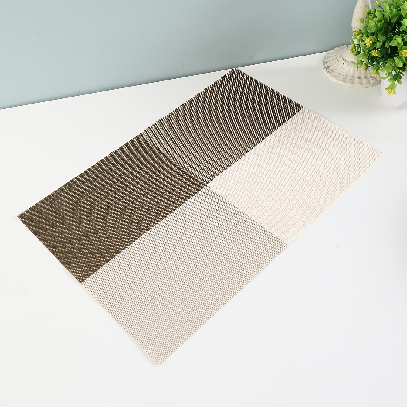 12 Pcs Woven Placemats Teslin Heat Resistant Anti Skid Stain Washable PVC Table