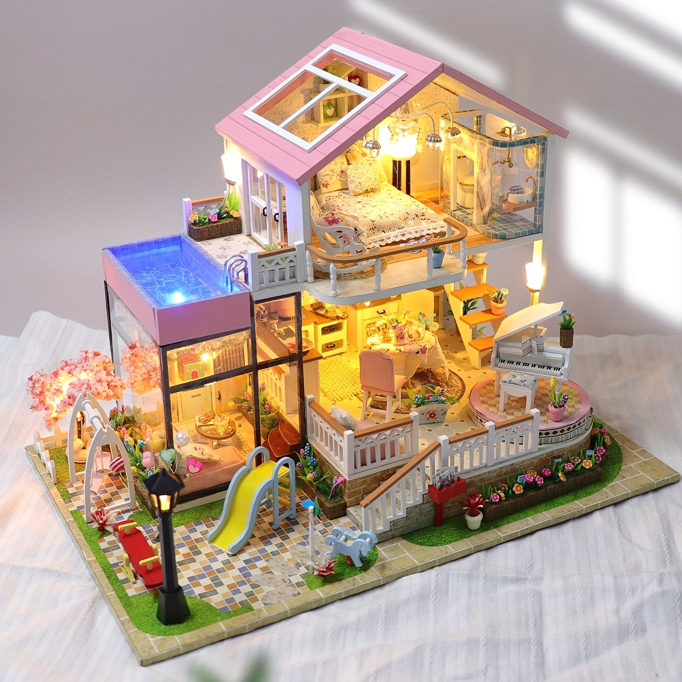 Children's DIY Doll House Garden Small Villa Christmas Gift