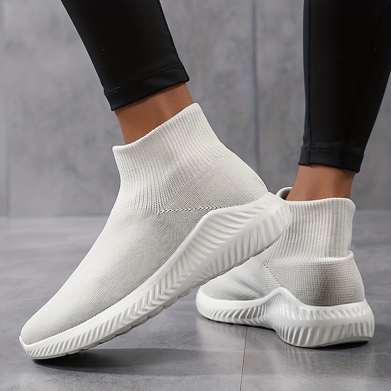 Breathable Slip On Running Shoes Women Lightweight Outdoor Sneakers
