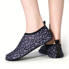 Unisex Stripe Slip On Water Socks Quick Drying Beach Barefoot Shoes
