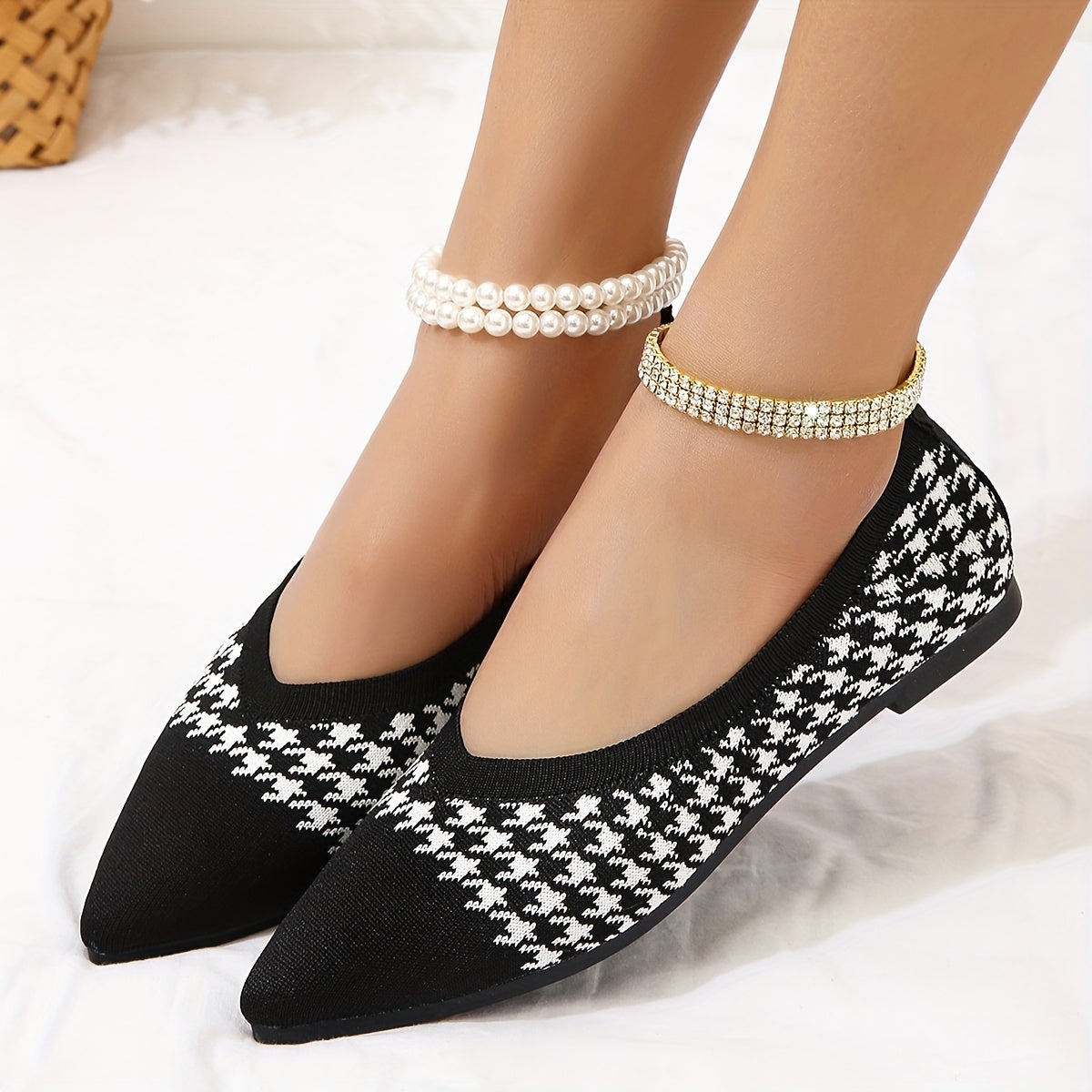 Women's Houndstooth Knit Flat Shoes Pointed Toe Slip-On Ballet Flats