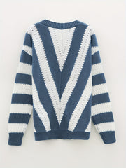 Chevron Print Eyelet Embroidery V Neck Sweater