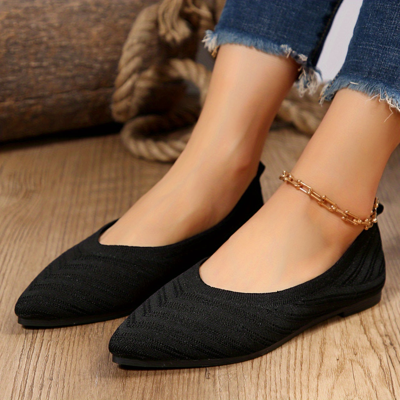 Women's Breathable Flat Shoes Point Toe Slip On Lightweight Knitted Shoes
