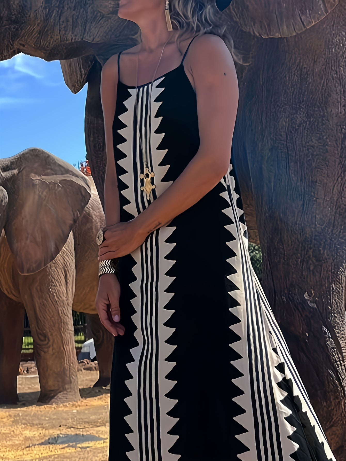 Plus Size Geometric Print Backless Cami Dress