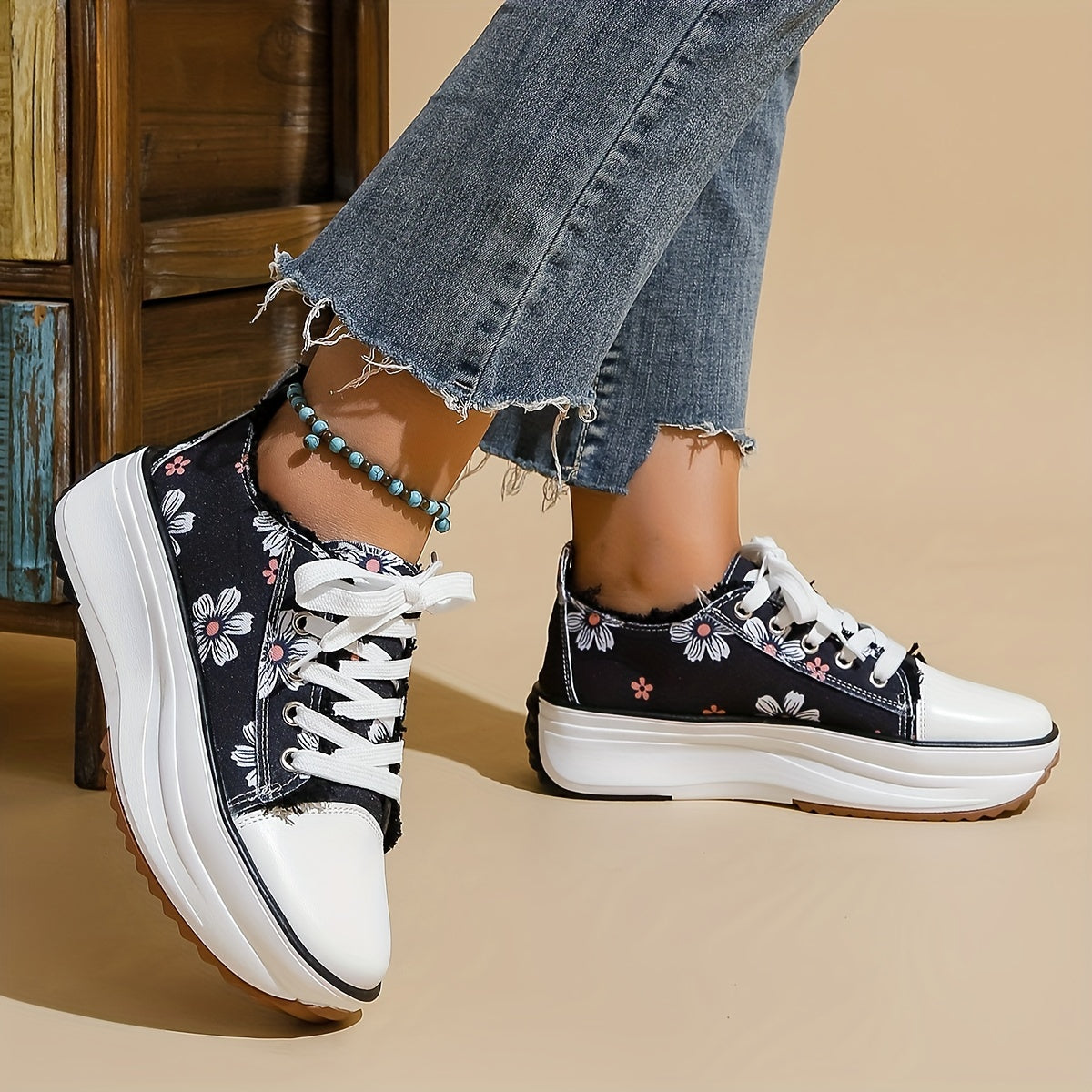 Women's Printed Platform Sneakers Slip On Outdoor Shoes Low Top Walking Shoes