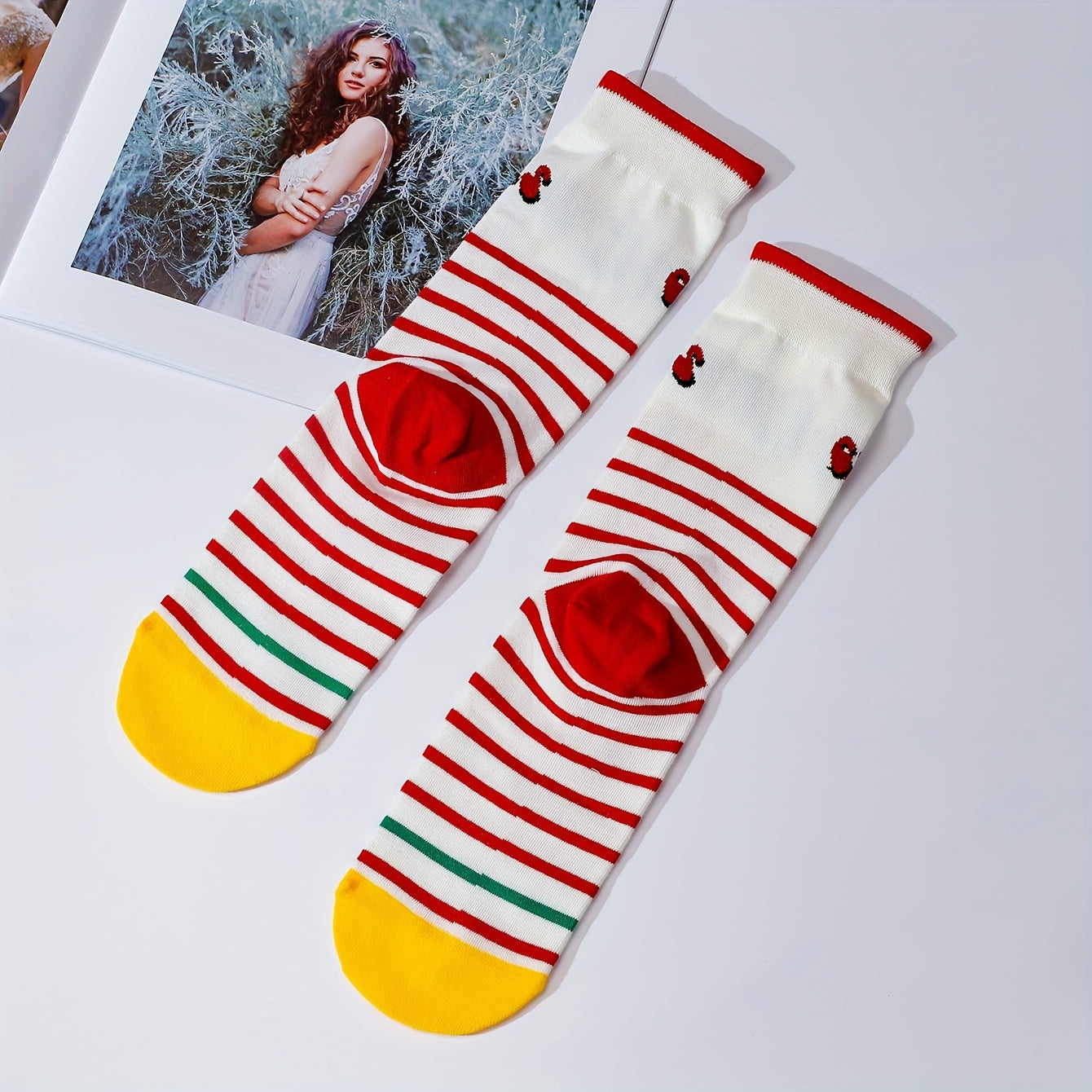 4 Pairs Christmas Print Socks Women's Mid Tube Stockings