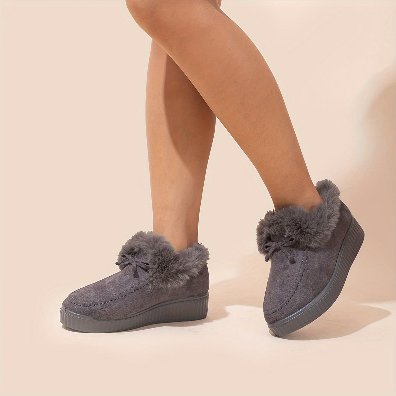 Women's Plush Lined Thermal Snow Boots Non Slip Flat Snow Shoes