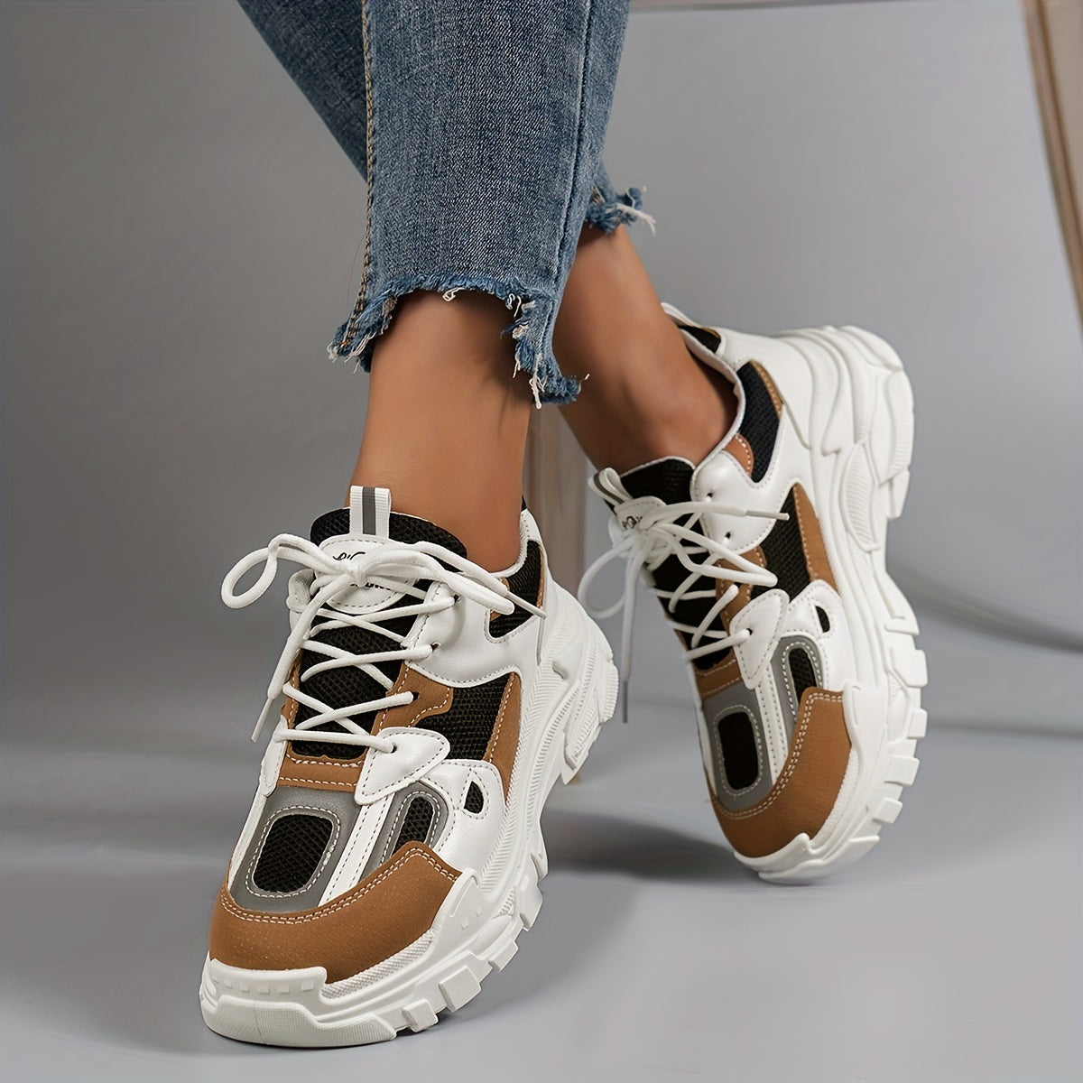 Women's Mesh Chunky Sneakers Lace Up Platform Shoes