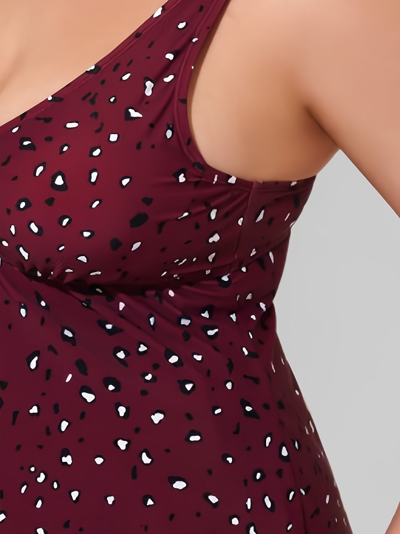 Graphic Print Knot Cut Out Swimsuit Set