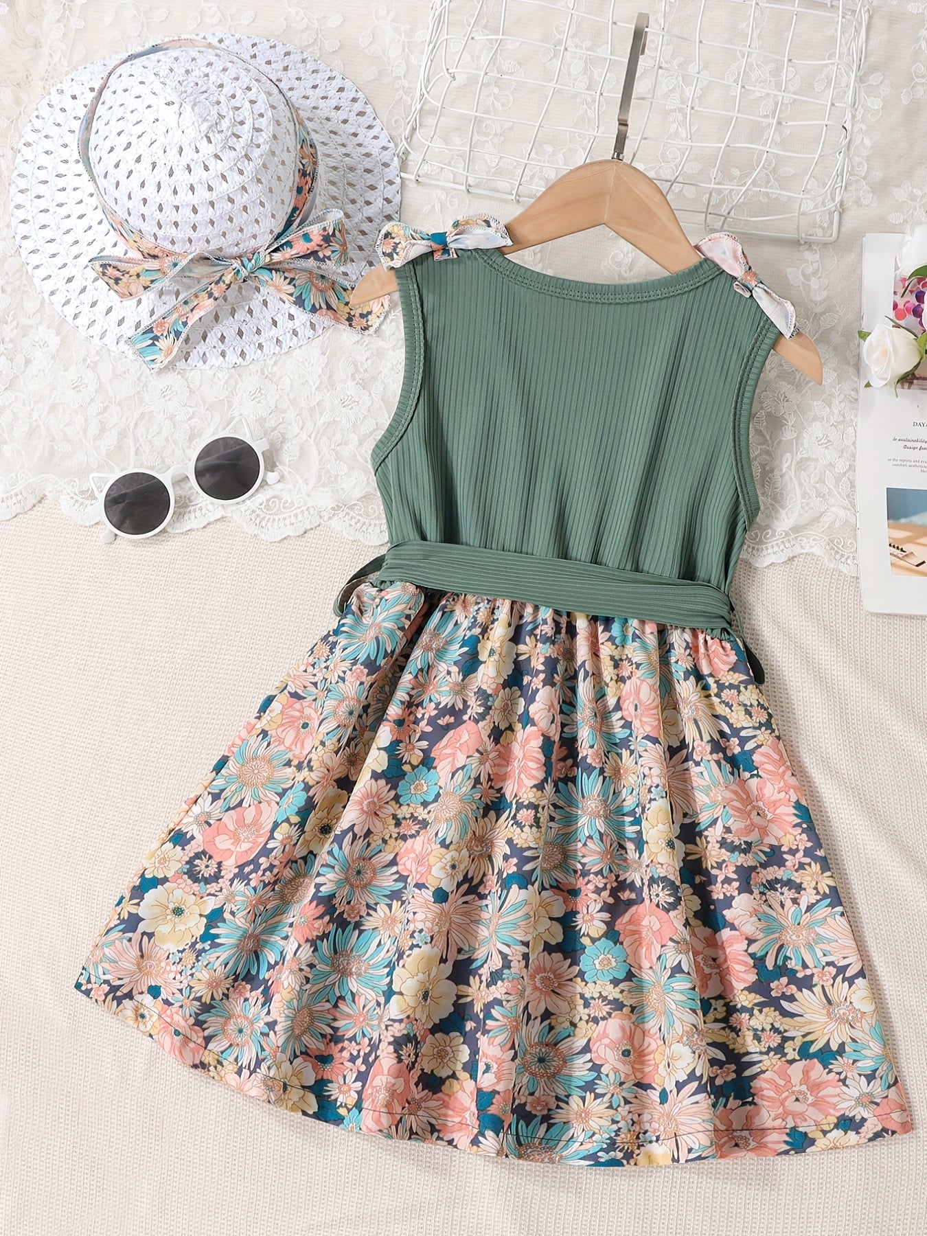 2pcs Toddler Girls Sleeveless Button Flowers Dress & Bow Straw Hat Set