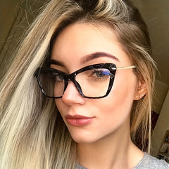Vintage Cat Eye Thin Metal Temple Anti Bule Eyewear