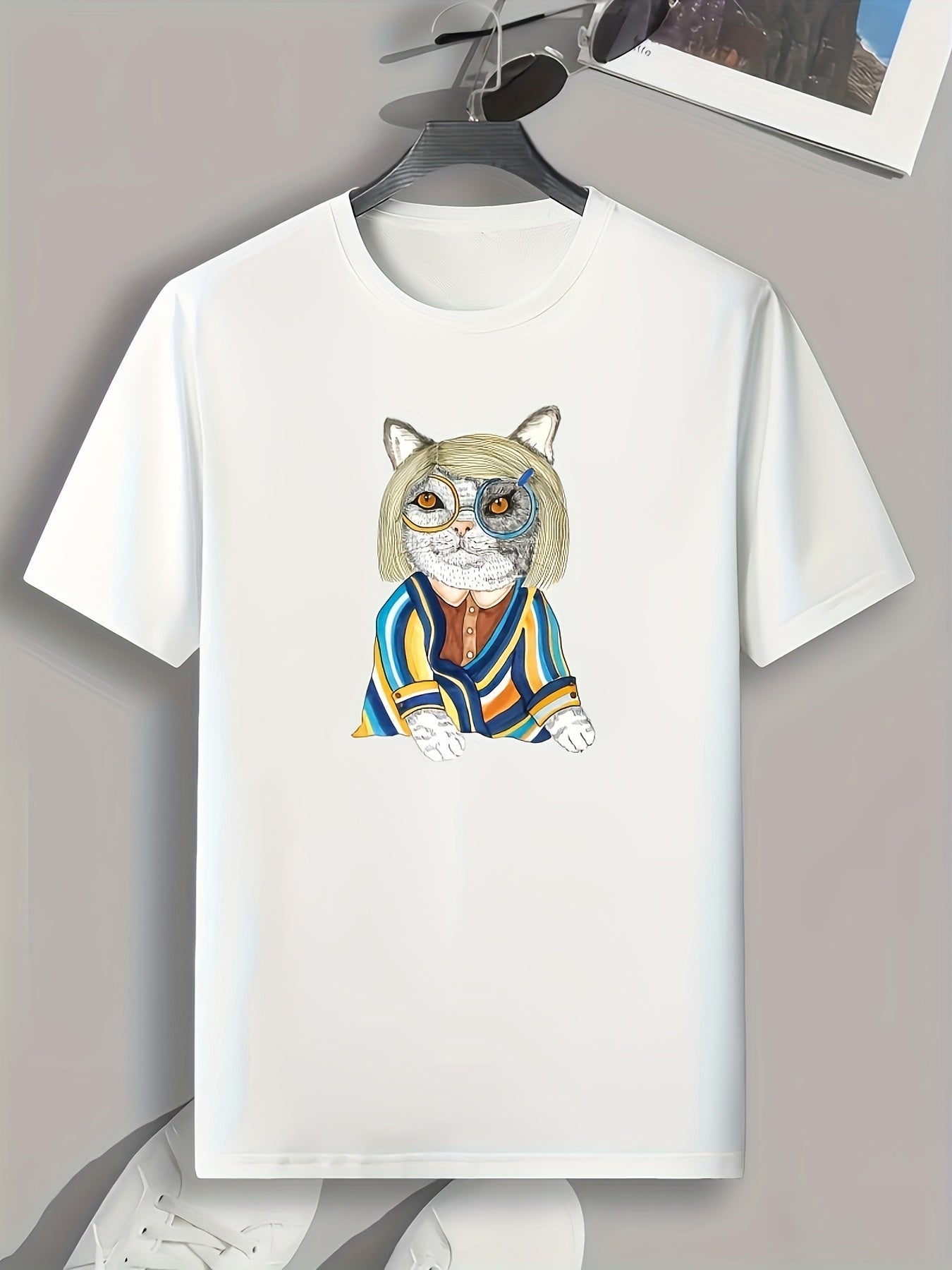 Funny Cat Print Graphic T-shirt for Men