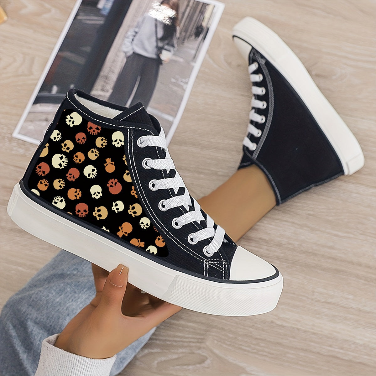 Skull Print Plush Lined Thermal Canvas Sneakers