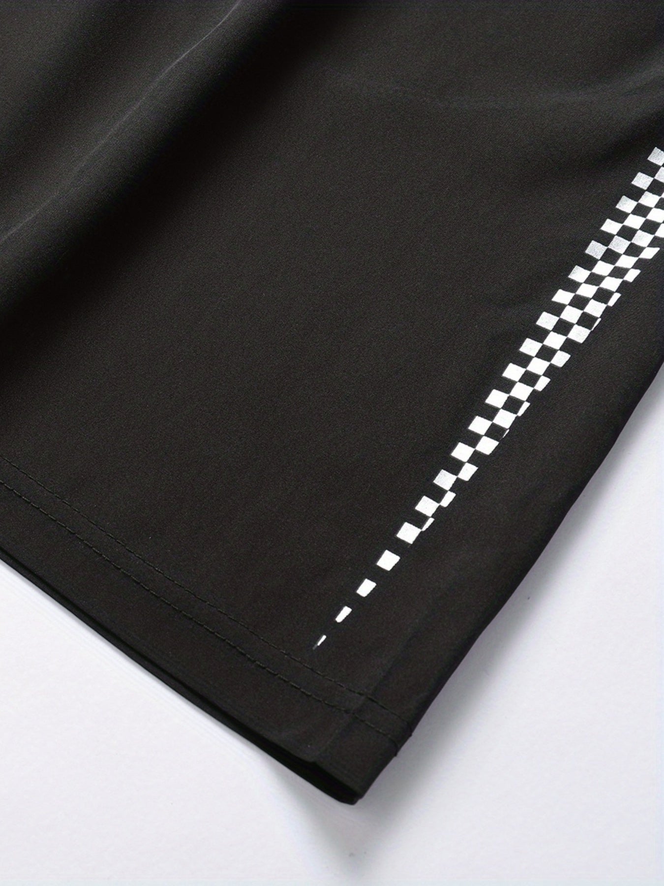 Men's Quick Dry Active Shorts Zipper Pockets Drawstring Waist