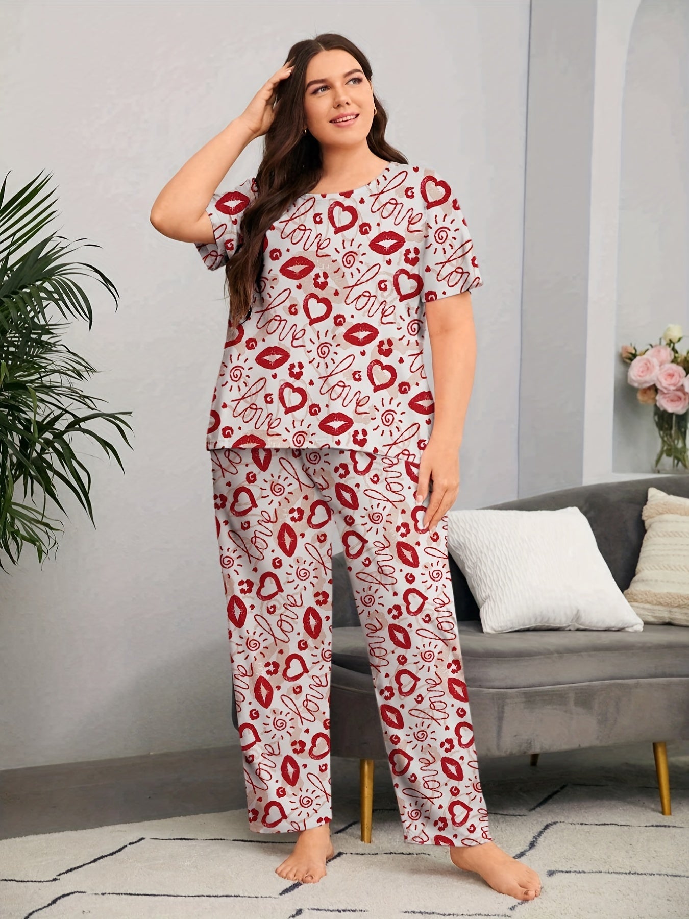 Heart & Letter Print Pajama Set Short Sleeve Top & Pants