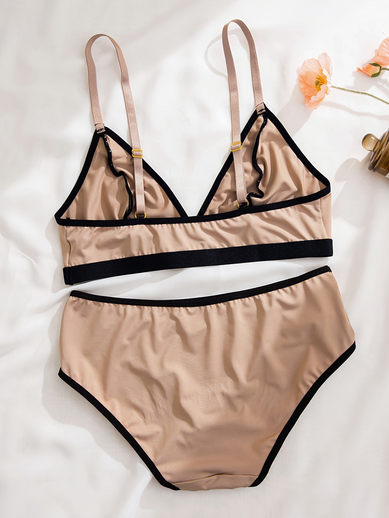 Colorblock Trim Push-Up Bra & Panties Lingerie Set