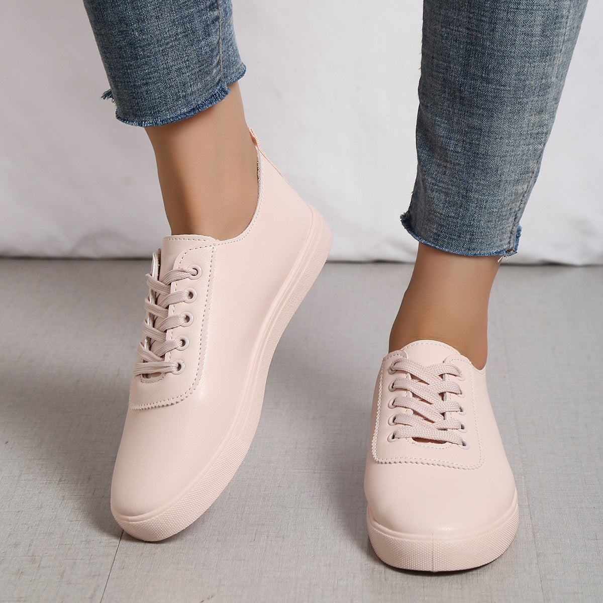Women's Lace-Up Skate Sneakers Solid Flat Sports Shoes