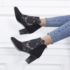 Women's Embroidered Chunky Heeled Pumps