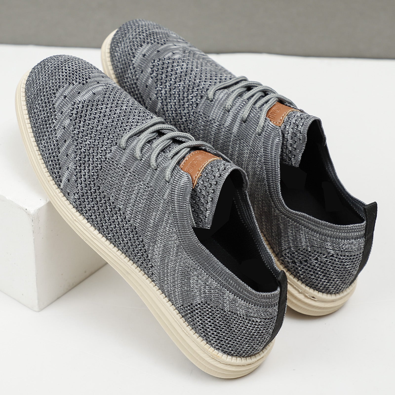 Men's Lightweight Striped Sneakers Casual Shoes Grey
