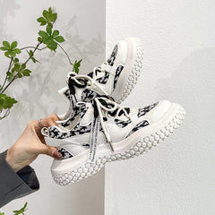 Breathable Lace Up Sports Sneakers Casual Retro Running Shoe