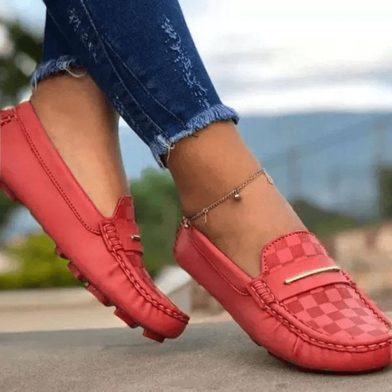 Women's Round Toe Flat Loafers Lightweight Non Slip Shoes