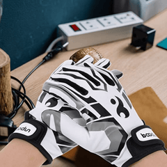 Non Slip Sports Gloves for Baseball Football Hiking Cycling