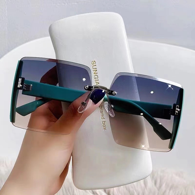 Ombre Lens Sunglasses Rivet Decor Eyewear