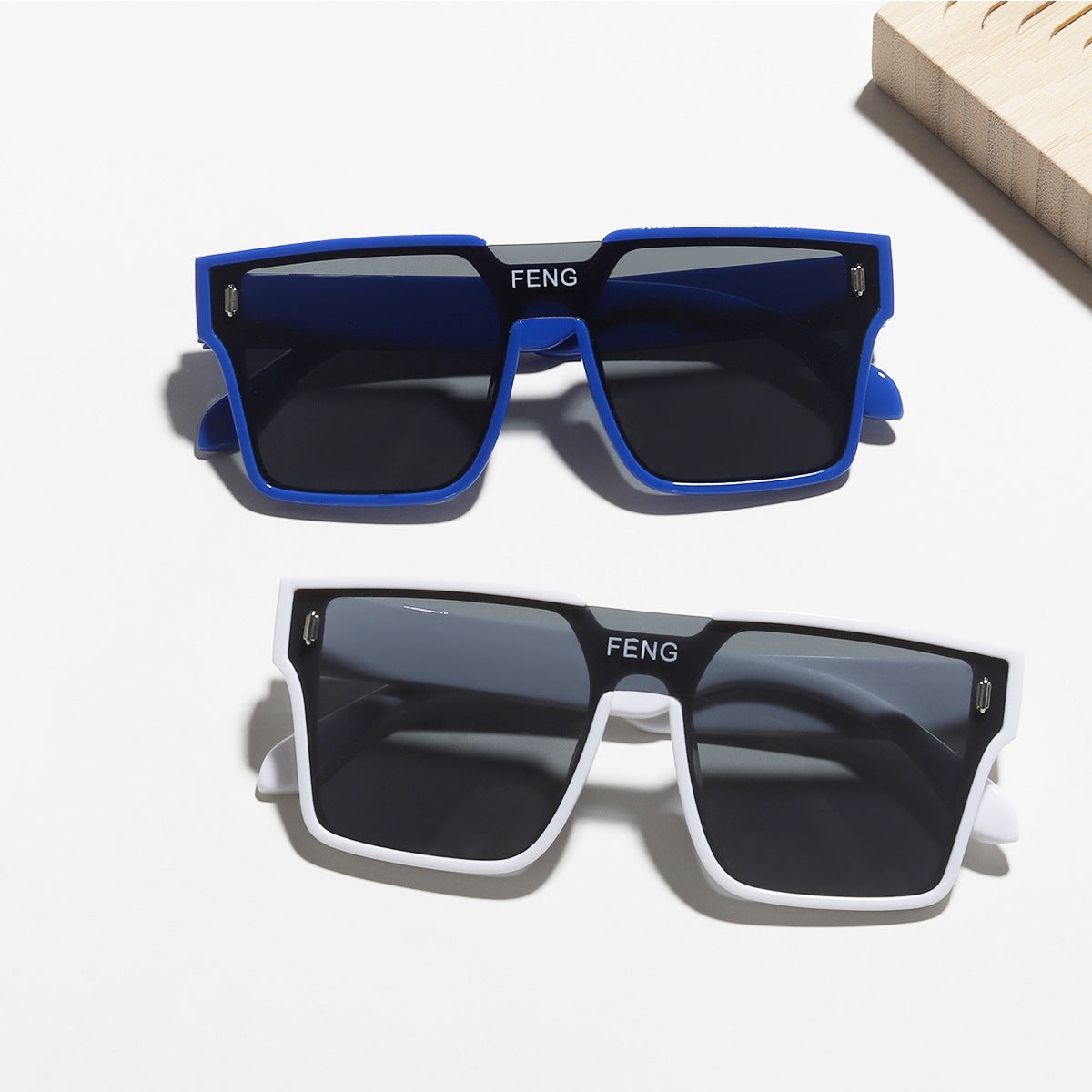 Youth Casual Plastic Frame UV400 Sunglasses
