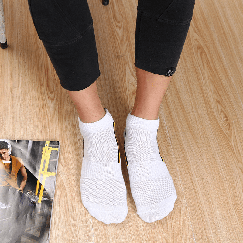 5Pairs Men's Sports Running Cotton Socks Mid Tube Basketball All Seasons