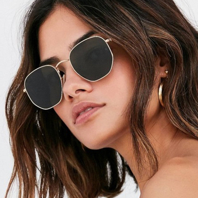 Square Metal Frame Sunglasses UV400