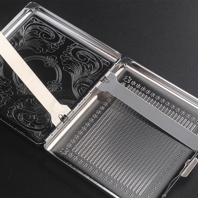 Stainless Steel Embossed Cigarette Box Holds 20 Cigarettes