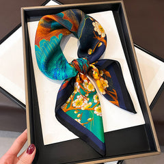 Palace Print Neckerchief Chinese Silk Square Scarf