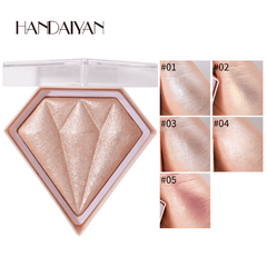 Diamond Highlighting Powder: Contouring & Brightening Glittery Nose Shadow