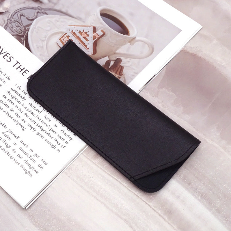 Stitch Detail PU Leather Sunglasses Pouch Portable Eyeglasses Container