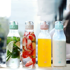 17.5oz Water Bottle with Locking Buckle and Scale for Sports