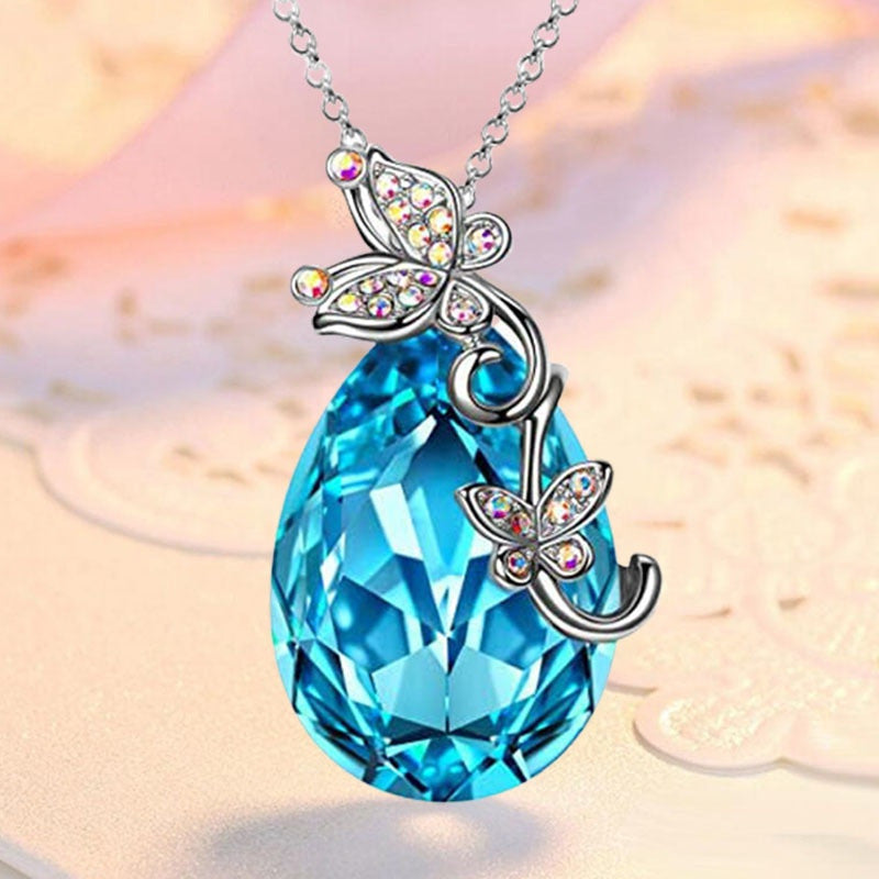 Butterfly Rhinestone Pendant Necklace Decorative Accessories Gift