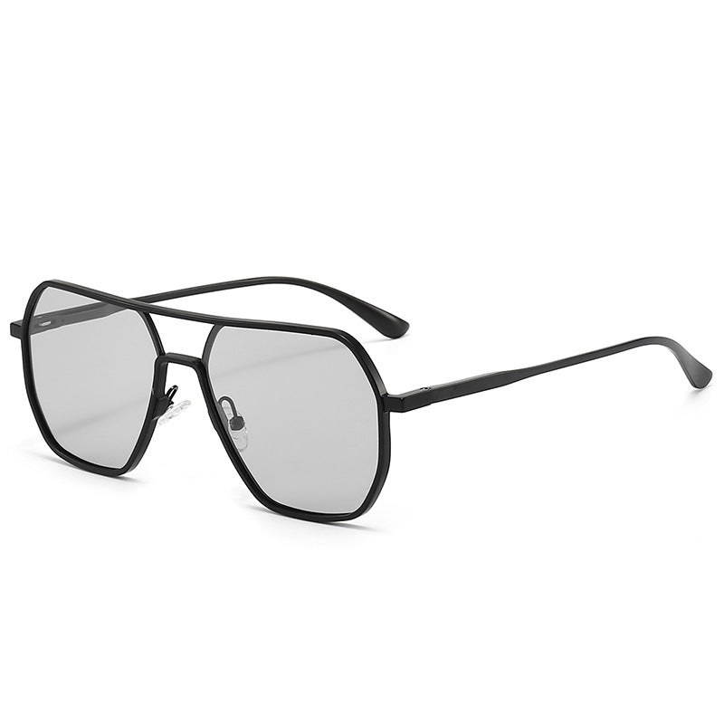 Aluminum Photochromic Polarized Sunglasses Anti Glare Eyewear