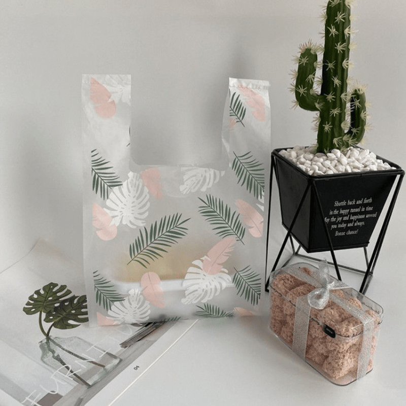 10 Reusable Gift Bags for Baking Goodies & More