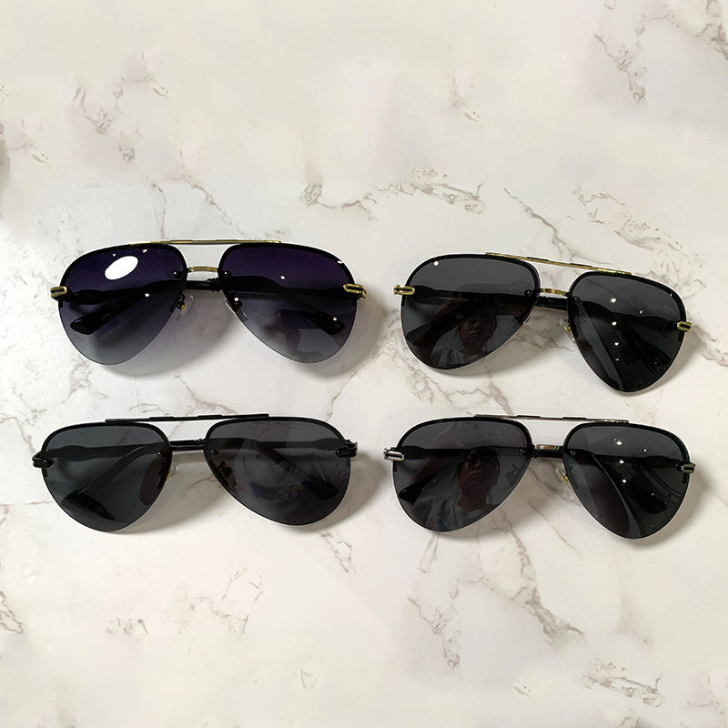 Men's PC Frame Polarized Sunglasses UV400 Retro Style with Case