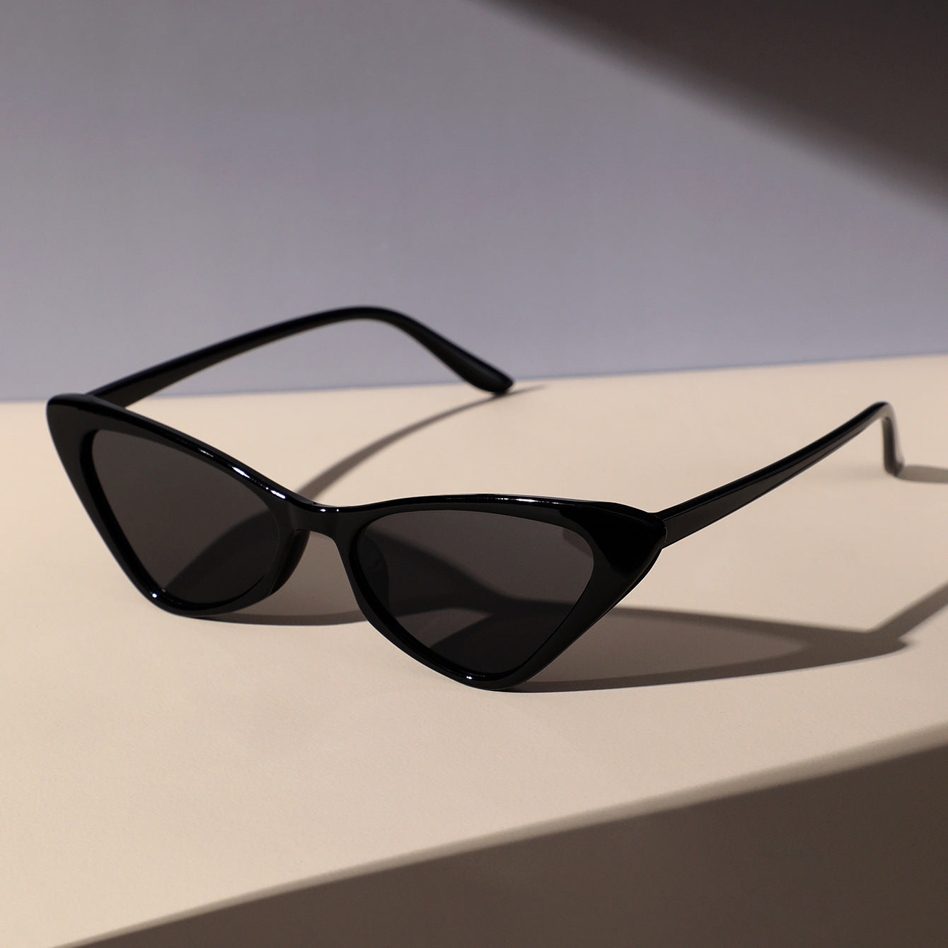 Men's Cat Eye Sunglasses Small Frame Retro Glasses With Box