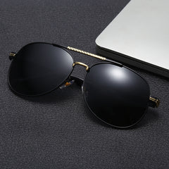 Men's Polarized Photochromic Sunglasses UV400 Metal Frame Business Eyewear