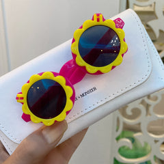 Kids Flowers Shaped Sunglasses UV Protection Glasses For Girls And Boys