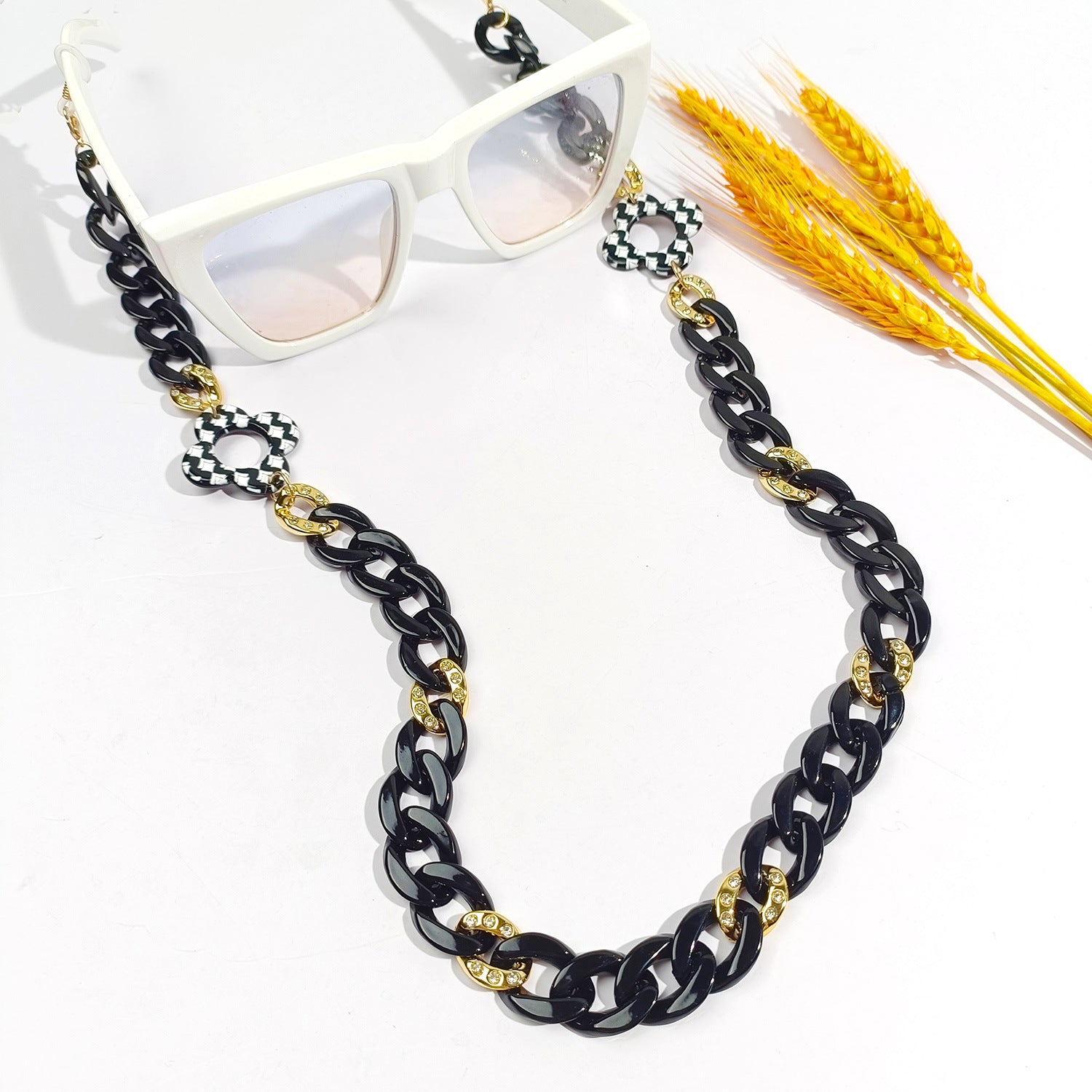 Acrylic Eyeglasses Chain Charm Strap Flower Decor - Face Covering Retainer