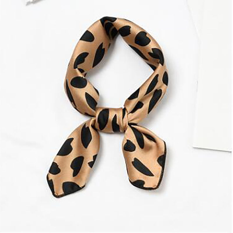 Polka Dot Pattern Satin Bandana Neckerchief Women Silk Head Wrap
