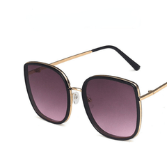Vintage Large Frame Metal Sunglasses For Men Lightweight And Windproof