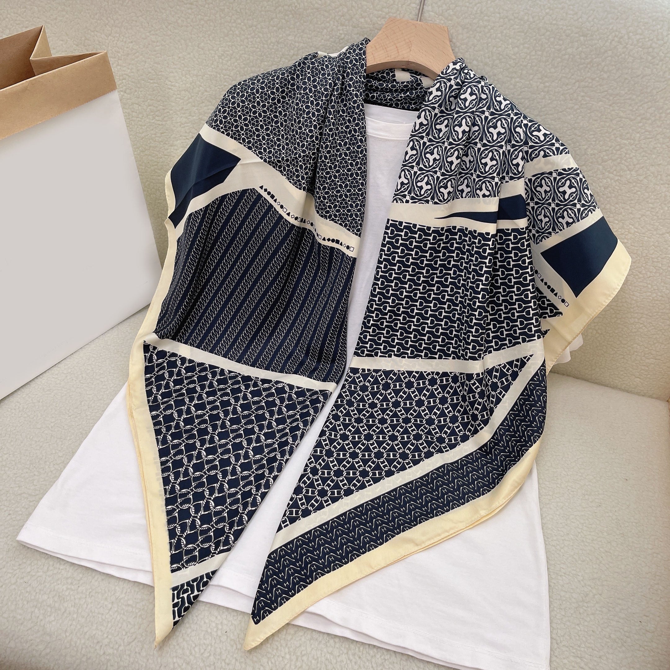 Polka Dot Print Square Scarf Block Shawl Women Casual Head Wrap Windproof