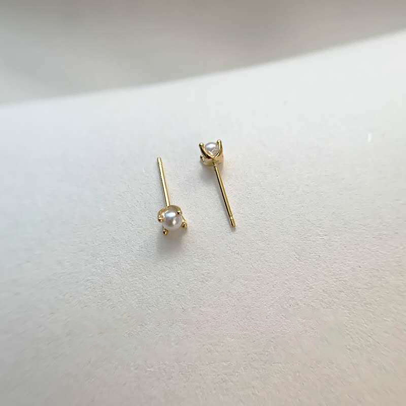 Faux Pearl Decor Stud Earrings - Fashionable Jewelry