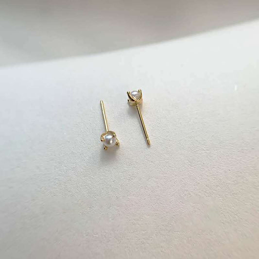Faux Pearl Decor Stud Earrings - Fashionable Jewelry