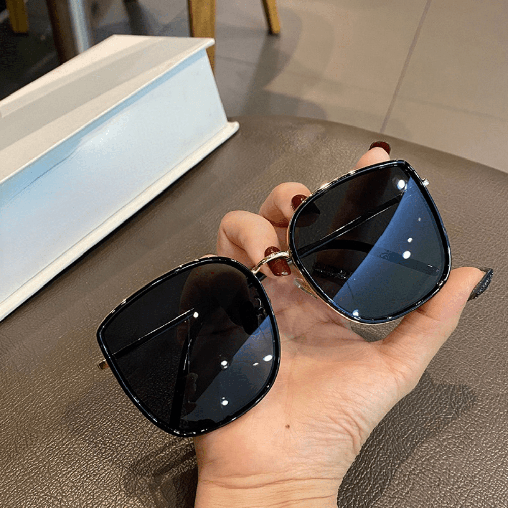 Square Metal Sunglasses Large Mirror Lens UV400