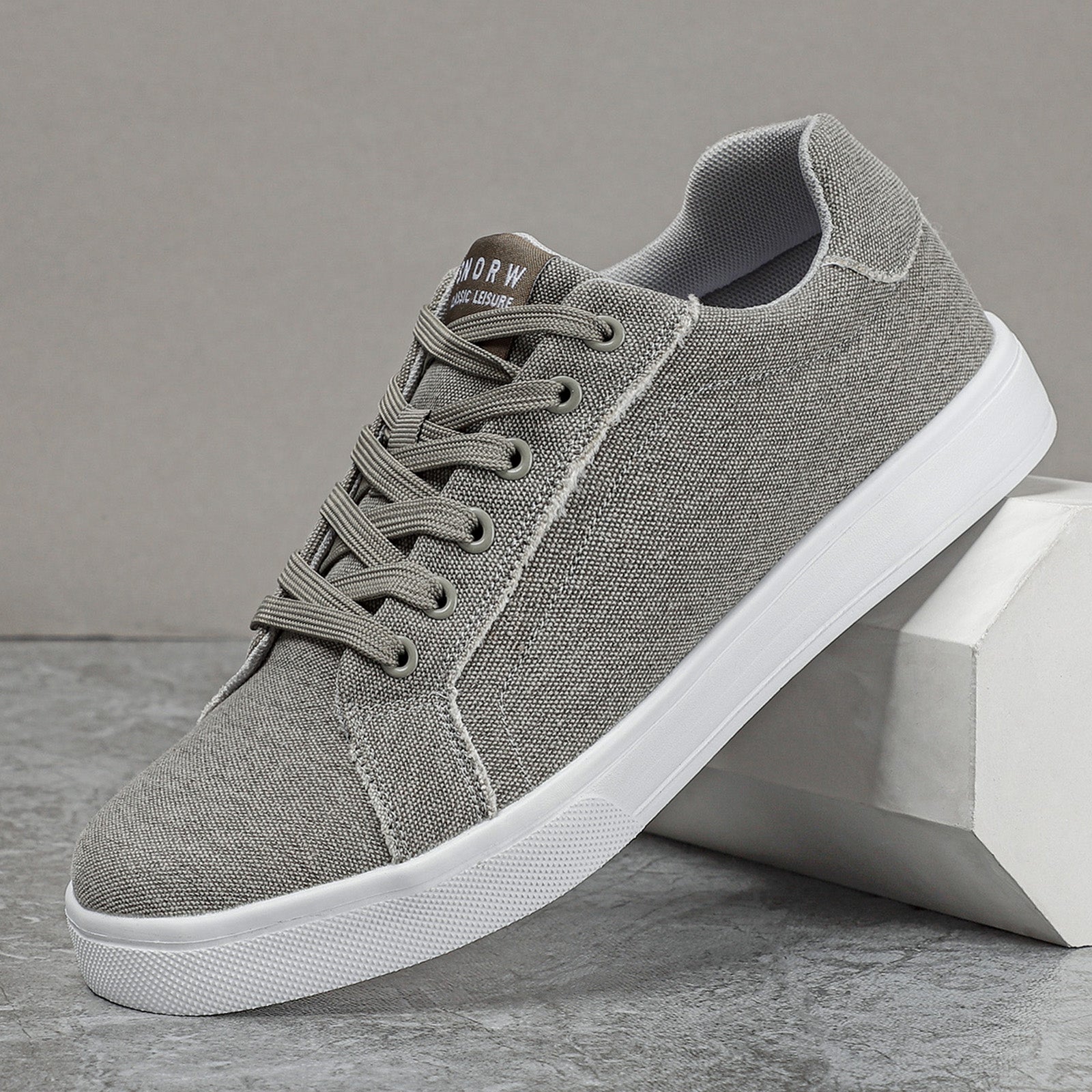 Men's Canvas Skate Shoes Wear resistant Non Slip Casual Shoes For Youth